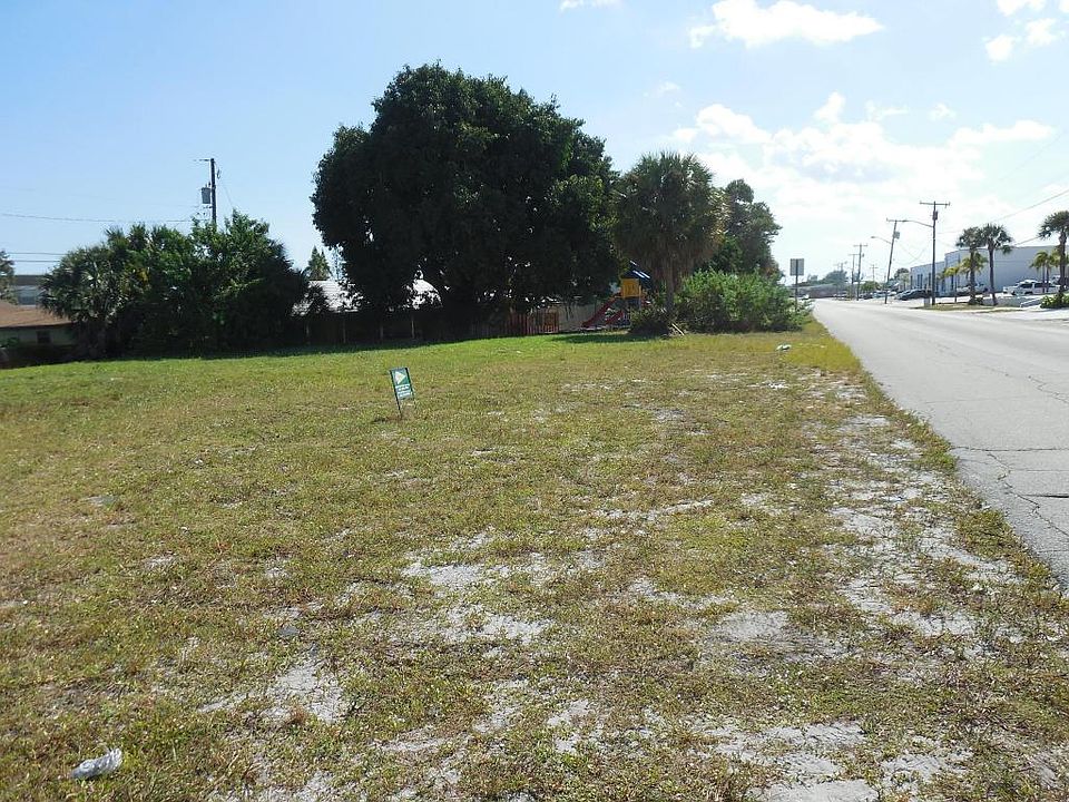 2nd image of 10 West Rd