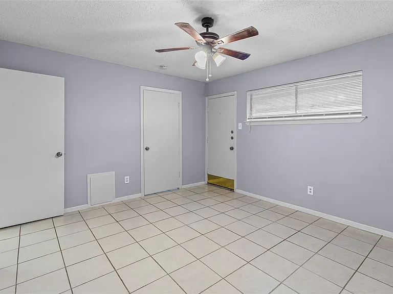 1016 Tri Oaks Ln #92 — Photo 8