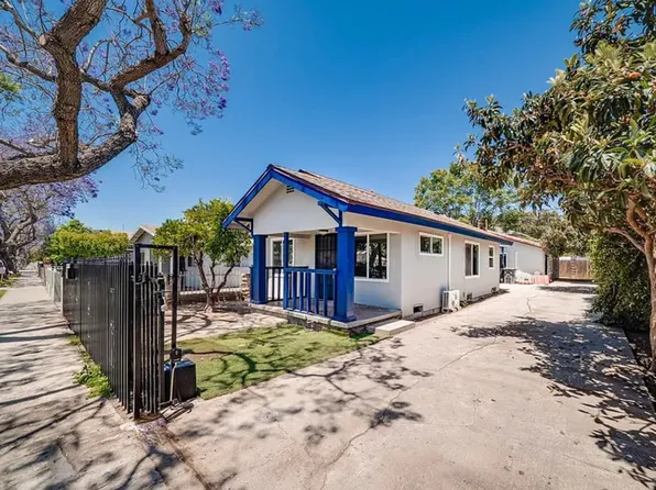 1009 W Myrtle St, Santa Ana, CA 92703