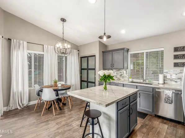 15208 S 14TH Place, Phoenix, AZ 85048