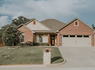 3206 Stone Creek Dr, Ardmore, OK 73401