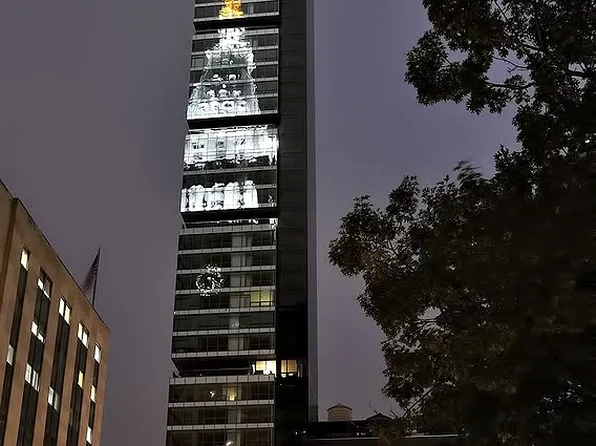 23 East 22nd Street image 8 of 30