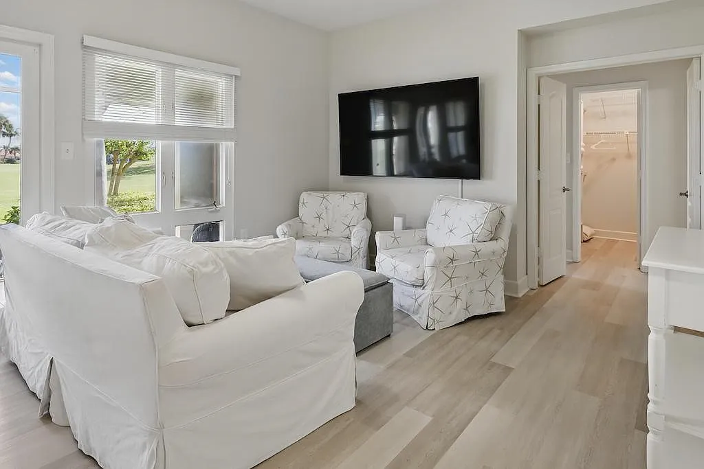 2 bed, 1368 sqft, $3,000 — Photo 1