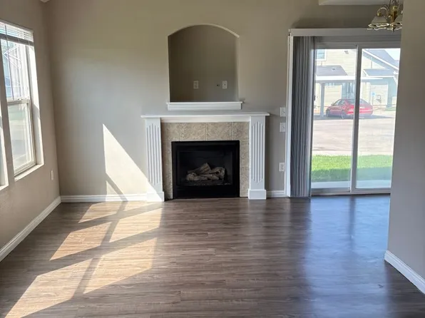 11431 Pinehurst Townhomes, 11431 W Pamelas Ln APT 104, Nampa, ID 83651