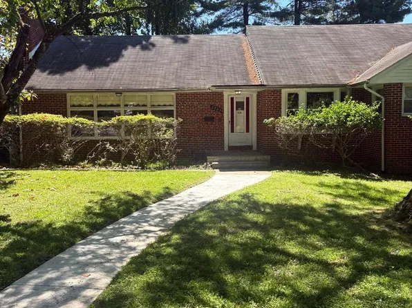 2703 Steele Rd, Baltimore, MD 21209