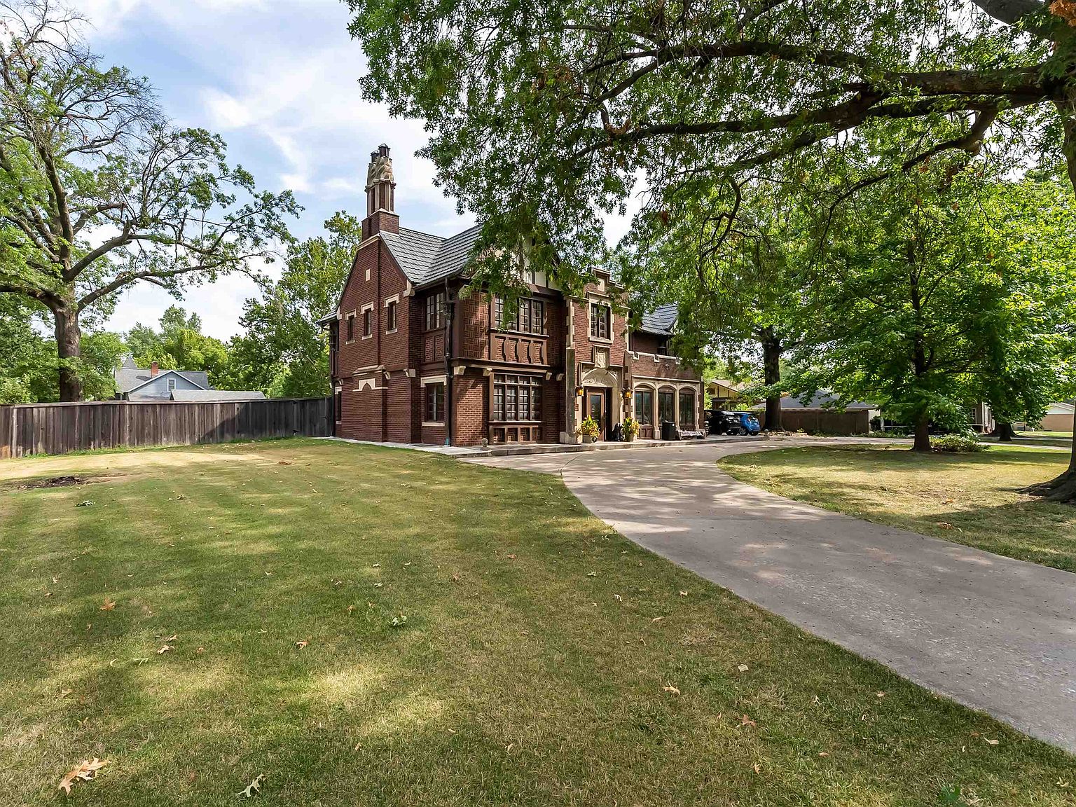 802 E 2nd St, Eureka, KS 67045 Zillow