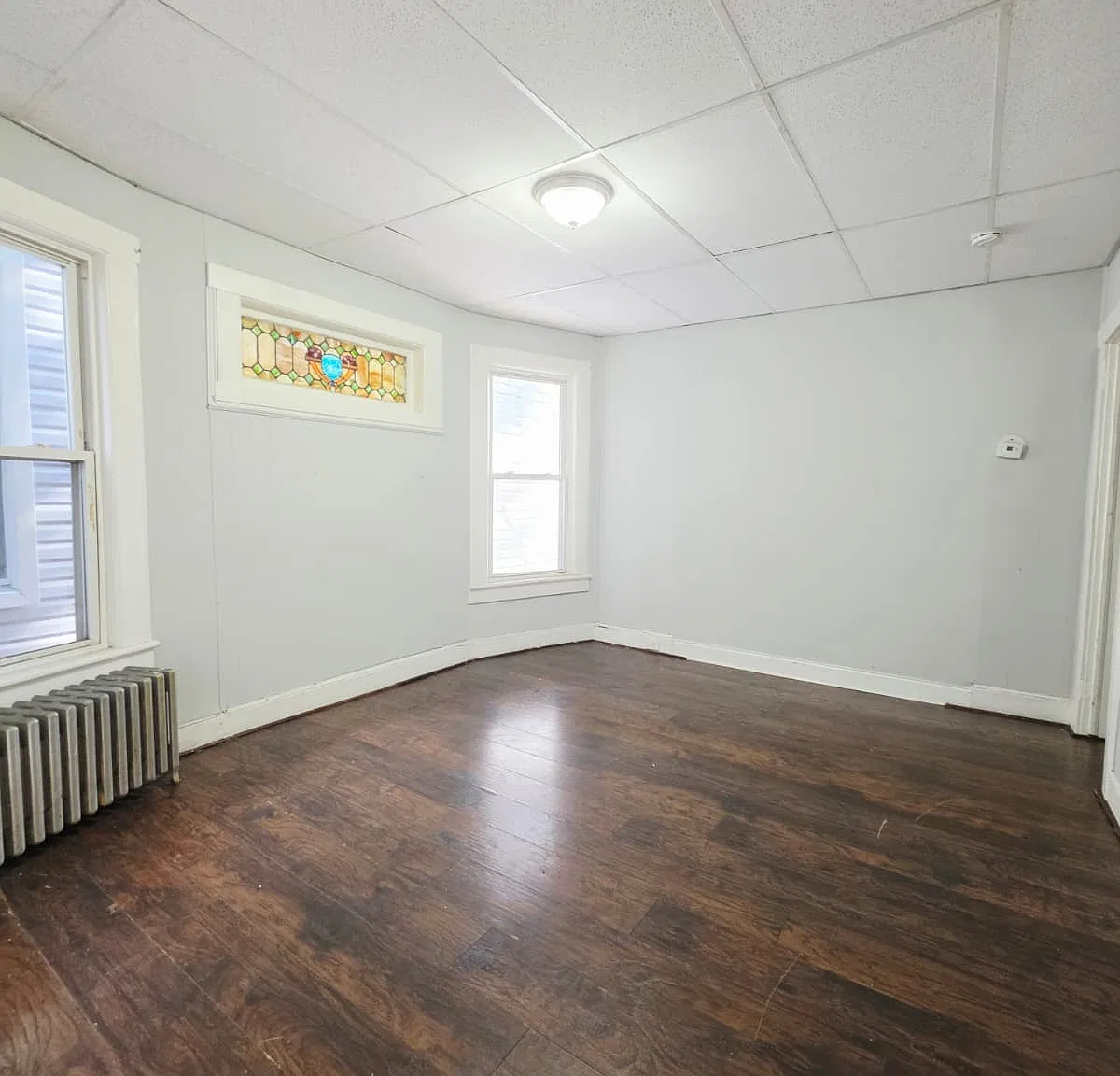 3 bed, 1000 sqft, $2,400 — Photo 4