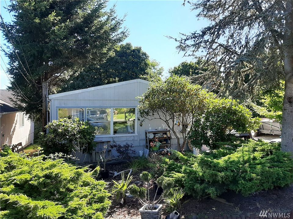 1st image of 19028 16th Ave NE