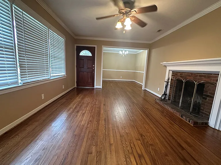 2208 White Oak Dr — Photo 16