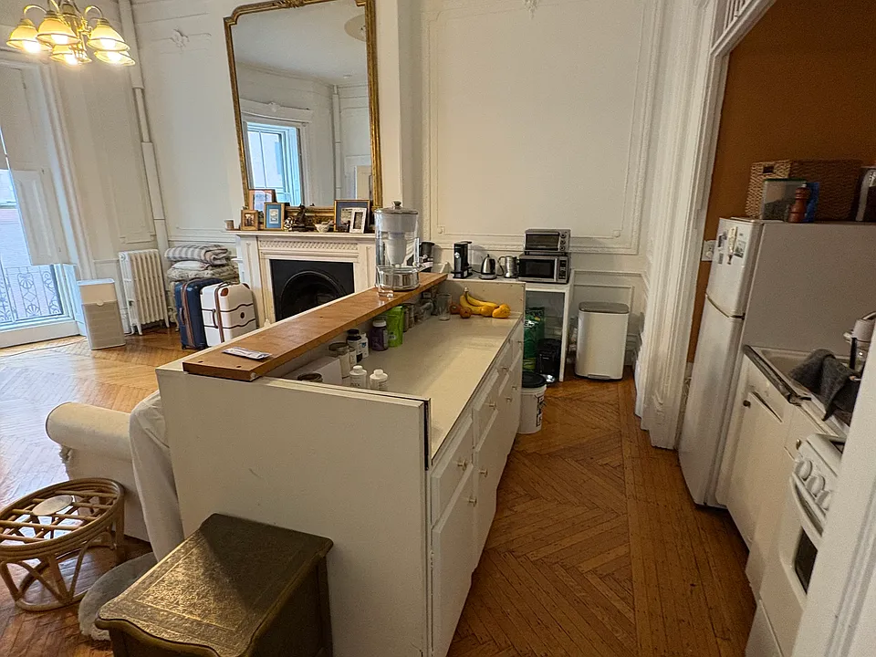 27 Garden St #13