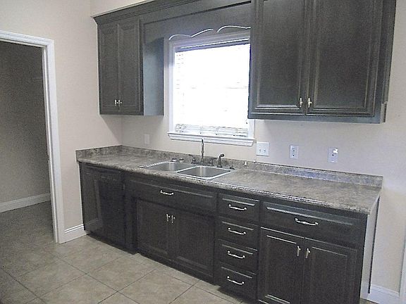 4th image of 5263 Branch Point Dr