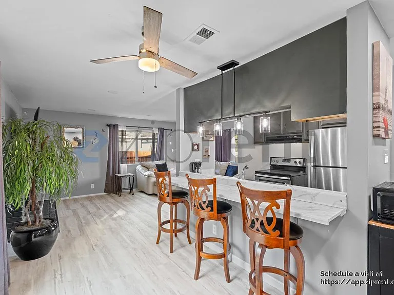 325 Falcon Dr — Photo 12