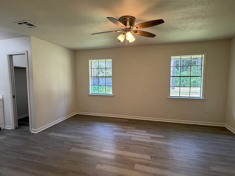 219 Wildwood Dr — Photo 23