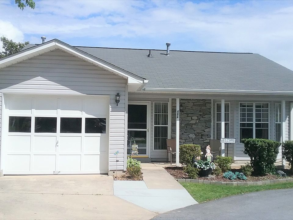 1st image of 484 N Woodfield Ct