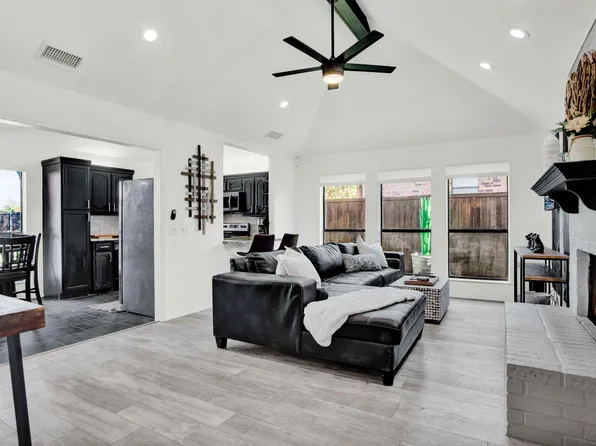 8060 Christie Dr, Frisco, TX 75033