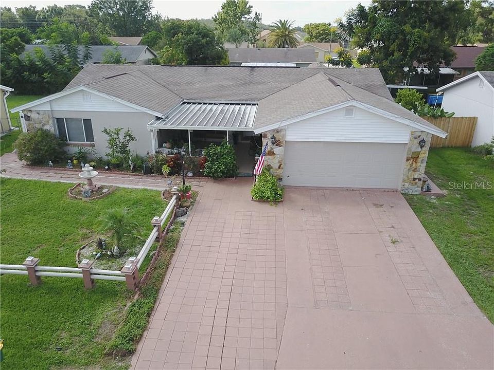 1st image of 595 Floral Dr