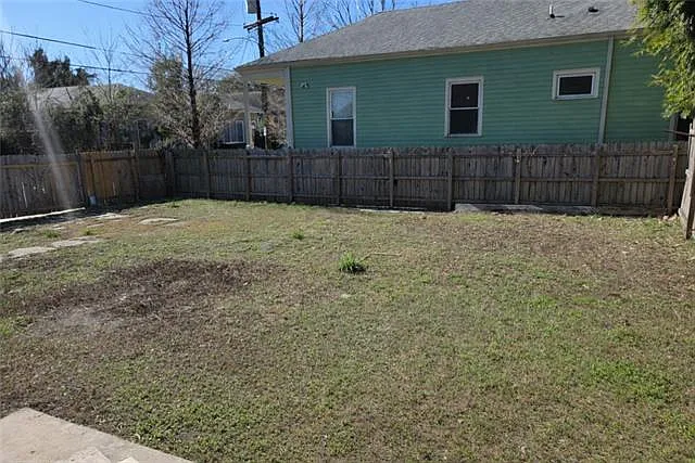 2102 Josephine St — Photo 25
