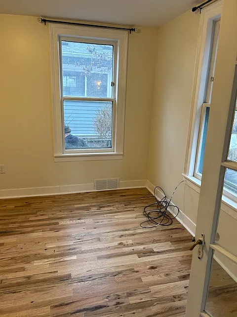 121 Cascadilla Ave — Photo 4