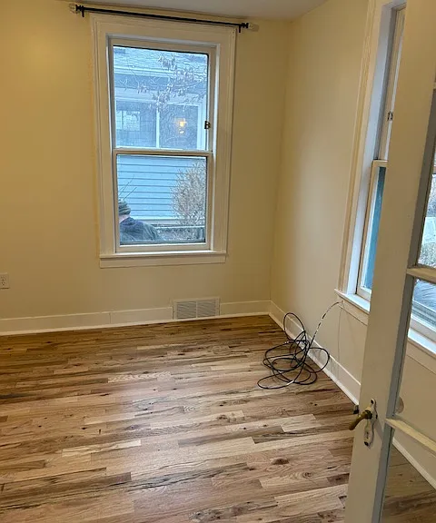 121 Cascadilla Ave #1 — Photo 4