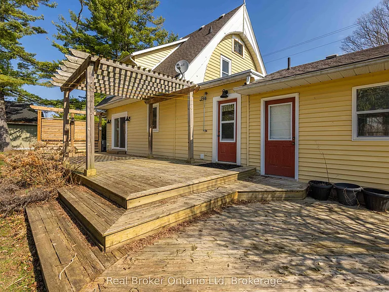 303022 Grey Ave #15 — Photo 22