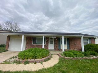 1209 Belleau Lake Dr, O'Fallon, MO