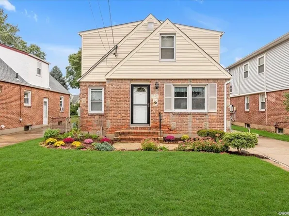 346 Emory Road, Mineola, NY 11501