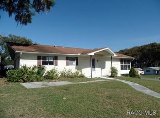 717 Edgewater Dr, Inverness, FL 34453