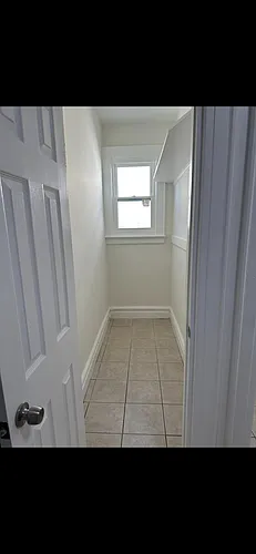 28 Saint James Pl #1R Photo 1 28 Saint James Pl #1R Photo 1