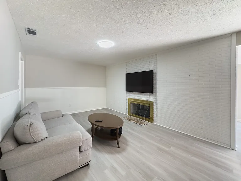 7 Lanvale St — Photo 7
