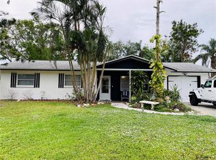 2549 Arapaho St, Sarasota, FL 34231