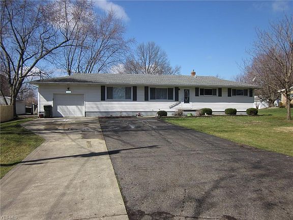 2nd image of 7989 Ruble Ave