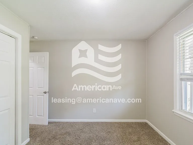 92650_012_wm_-_bedroom_13208532.jpg
