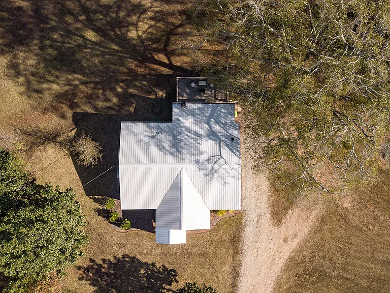161 Calhoun Rd — Photo 53