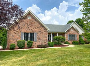 5116 N Chatham Dr, Bloomington, IN 47404