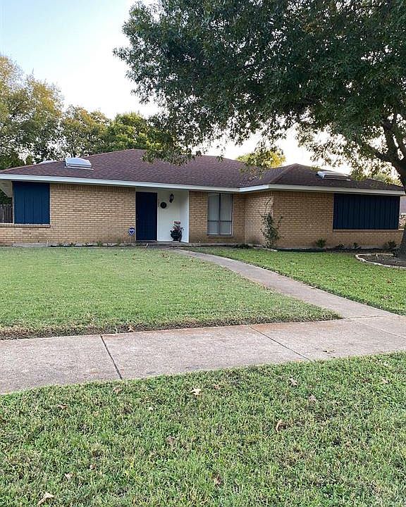1st image of 722 Waynelee Dr