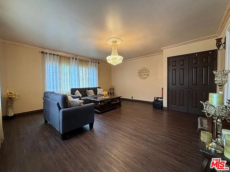 6550 Van Noord Ave — Photo 12
