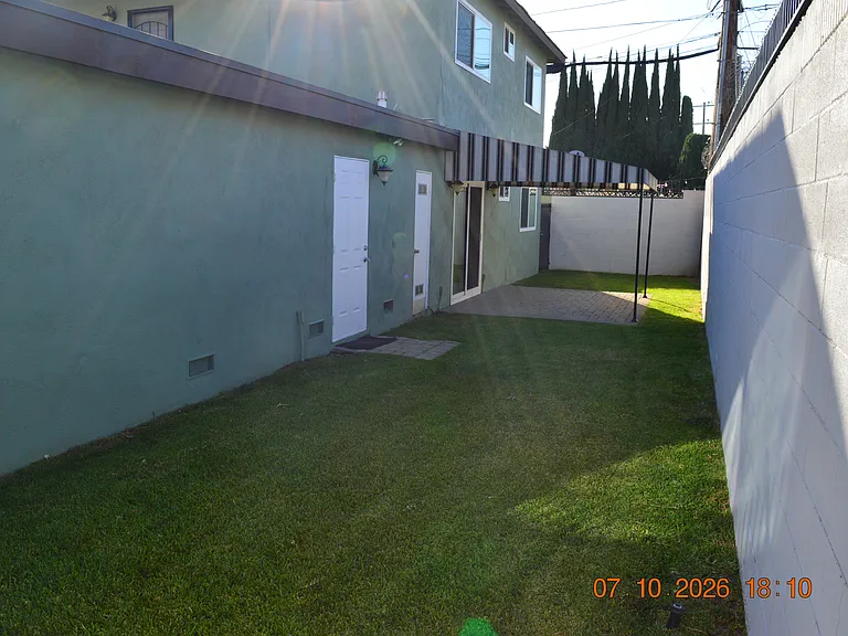 14233 Broadway — Photo 26