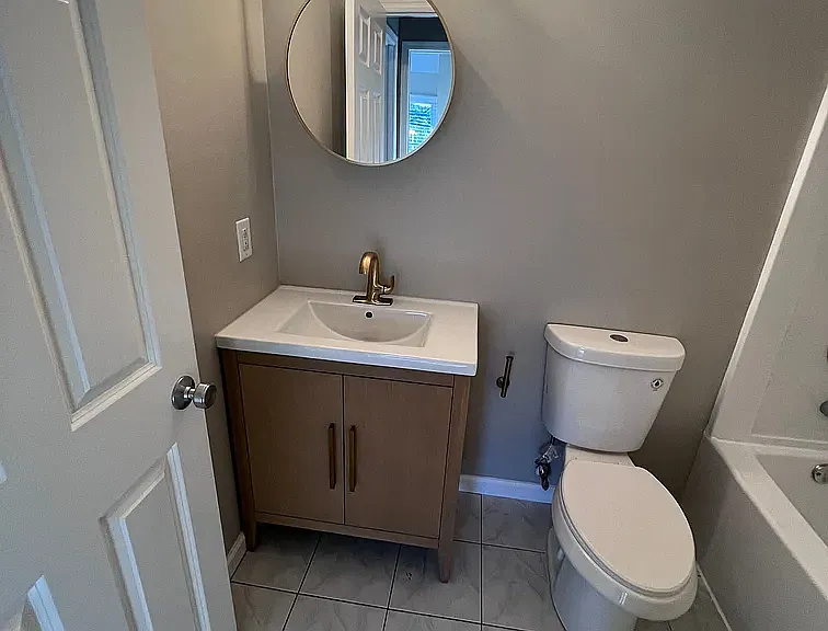 439 Manville Rd #6 — Photo 6