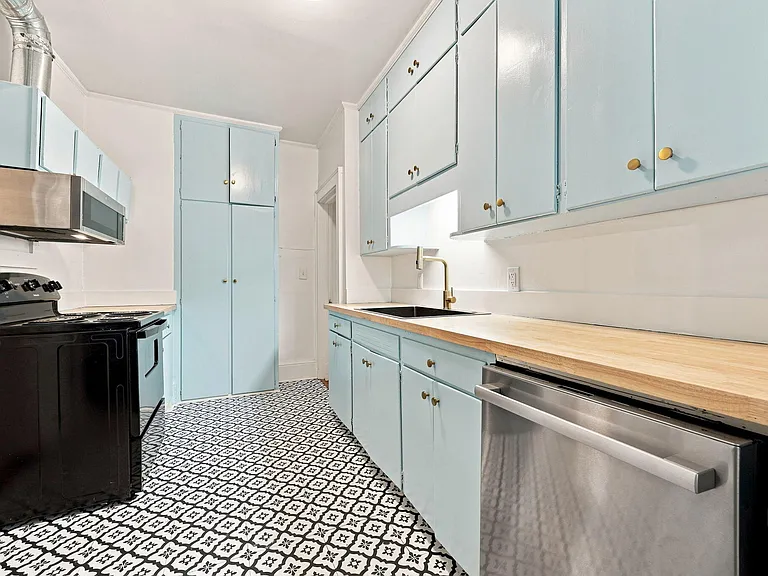407 Coolidge St #A — Photo 23
