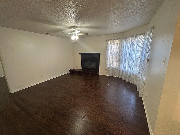 8812 Schick Rd #C — Photo 6