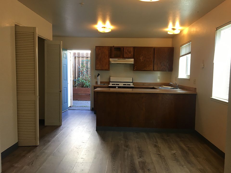 Kitchen and dining area