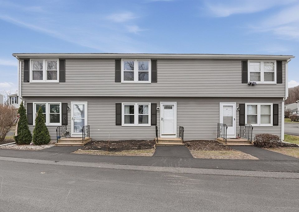 1st image of 270 Sunderland Rd APT 2