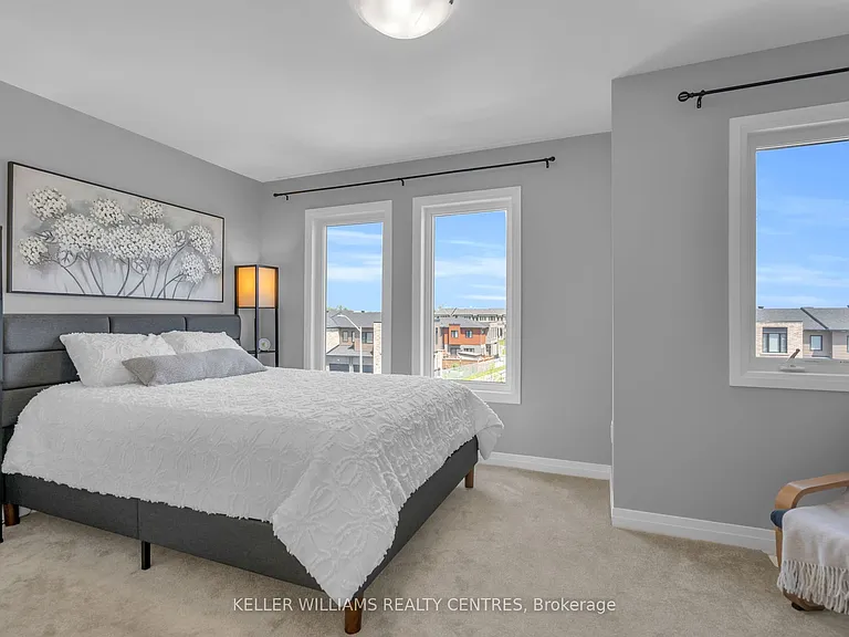 43 Fairlane Ave — Photo 8