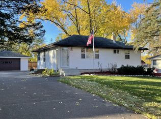 1214 Lark Ave, Saint Paul, MN 55109