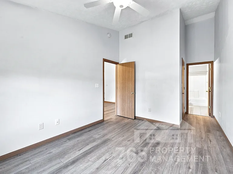 3330 Hopkins Dr #3330 — Photo 6