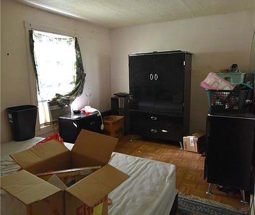5th image of 4421 W Jackson St
