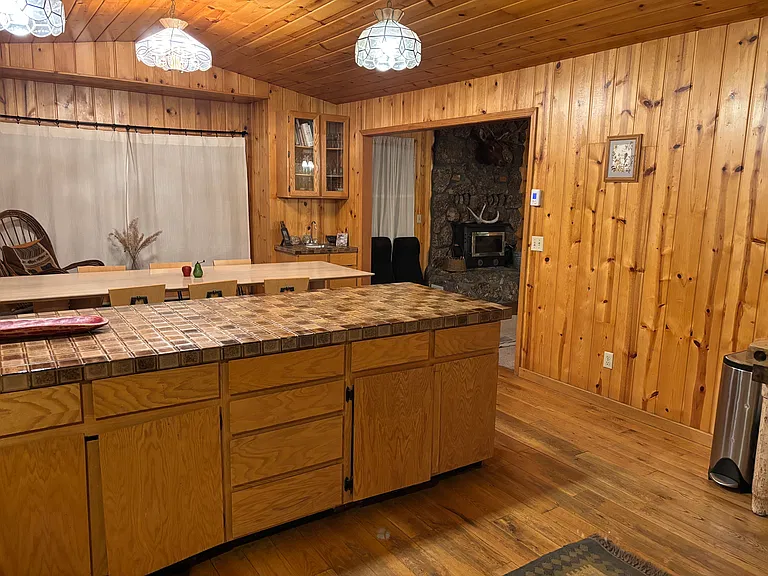 230 Spruce Dr — Photo 32