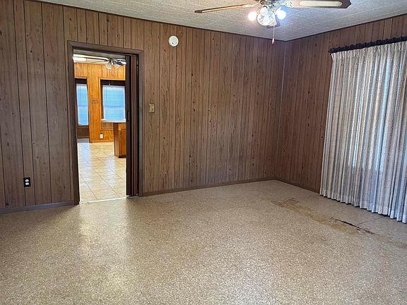 4th image of 2853 60th St