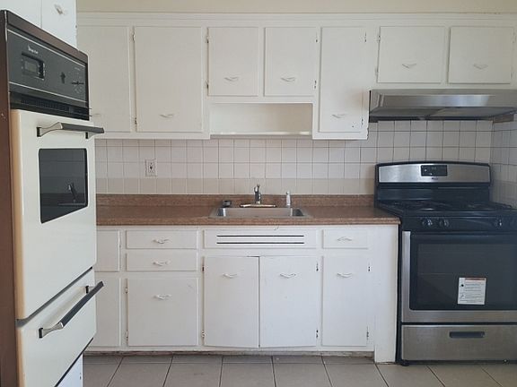 4th image of 464 Boyden Ave