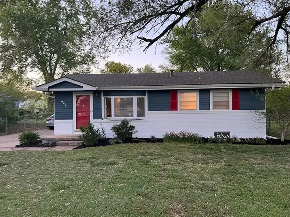 440 W 5th St, Haysville, KS 67060
